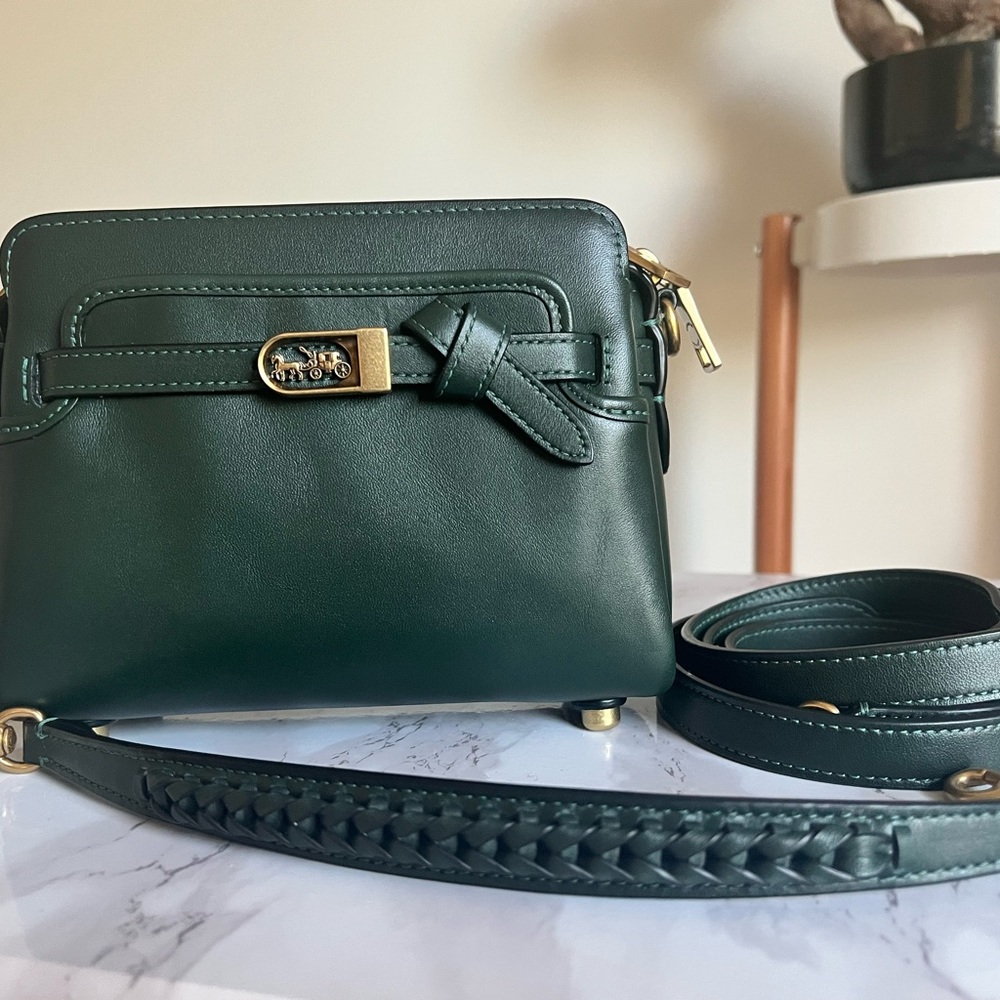 Coach Tate 18 Crossbody With Whipstich